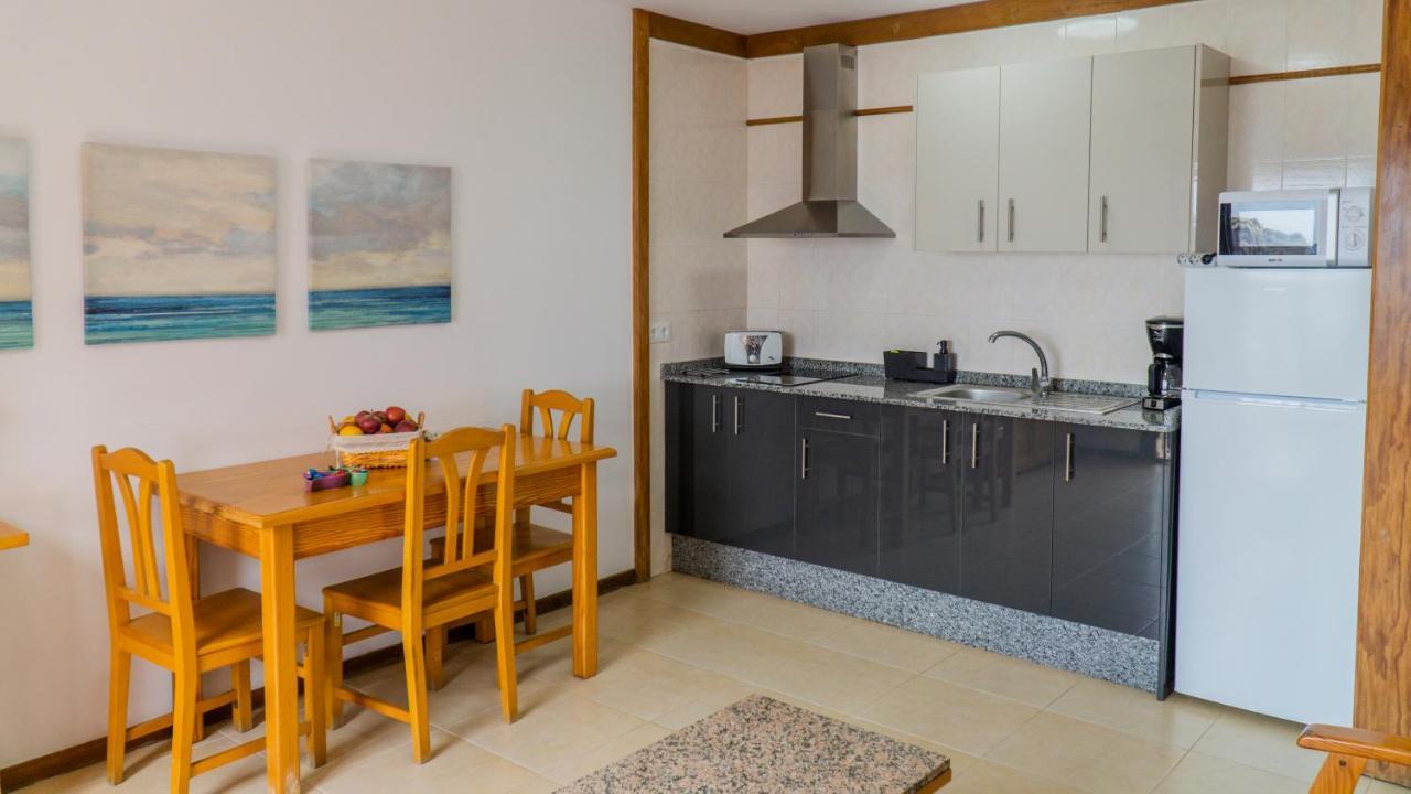 Apartamentos Tamaragua Brena Baja Ngoại thất bức ảnh