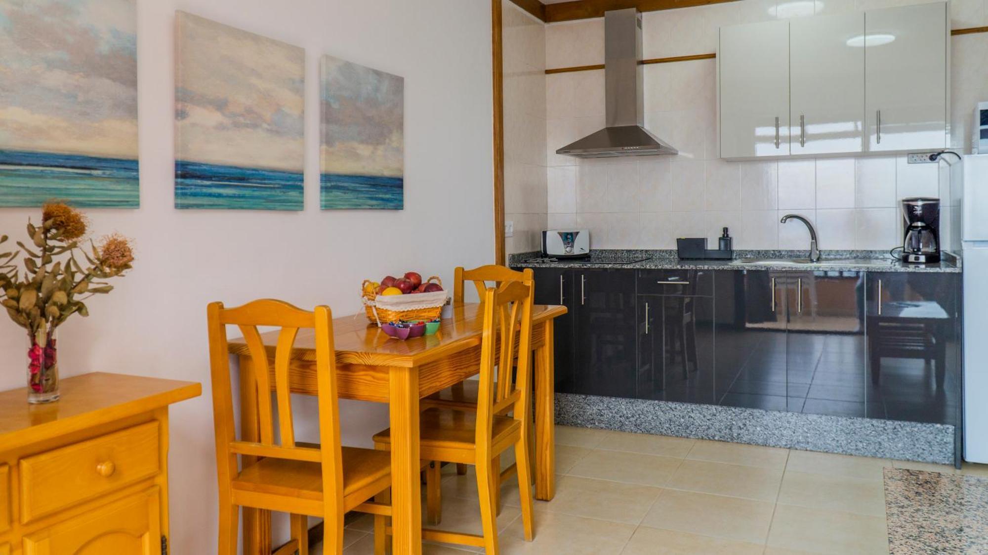 Apartamentos Tamaragua Brena Baja Ngoại thất bức ảnh