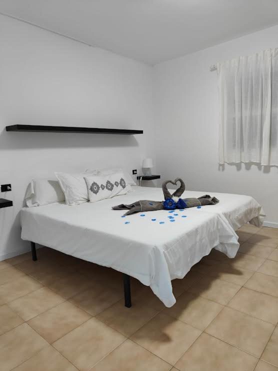 Apartamentos Tamaragua Brena Baja Ngoại thất bức ảnh
