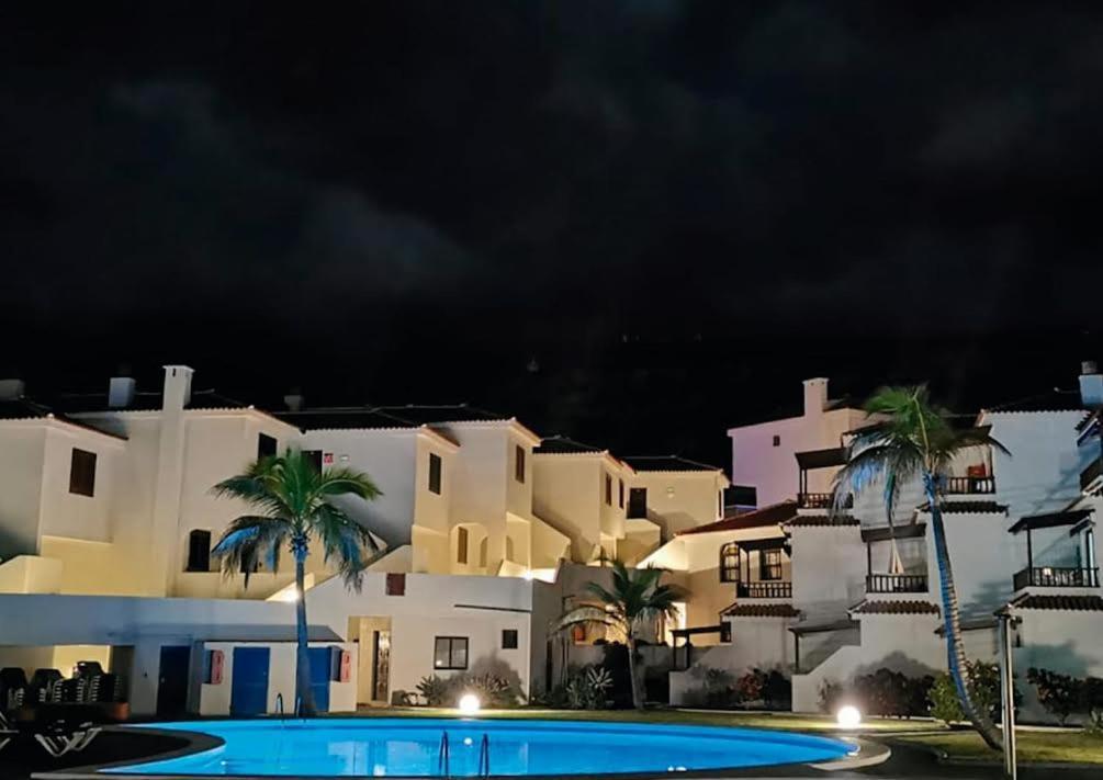 Apartamentos Tamaragua Brena Baja Ngoại thất bức ảnh